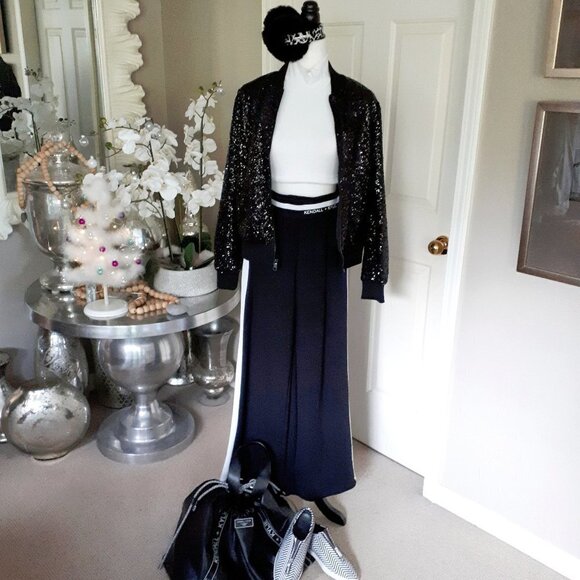 EUC Kendall + Kylie black white high waist wide leg trackpants - Picture 2 of 9